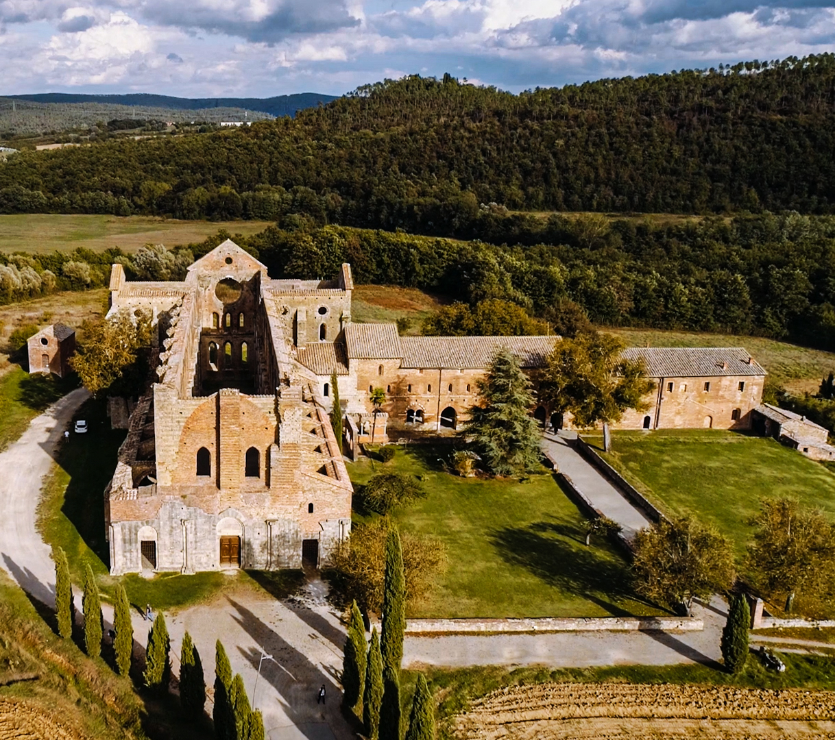 wedding video san galgano abbey erin fabian tuscany siena